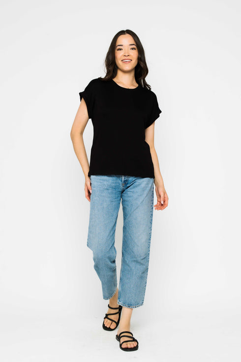 Daisy-Textured Rib Roll Cuff Tee